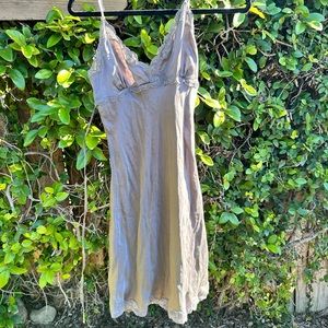 SILK SLIP DRESS Size: S/M